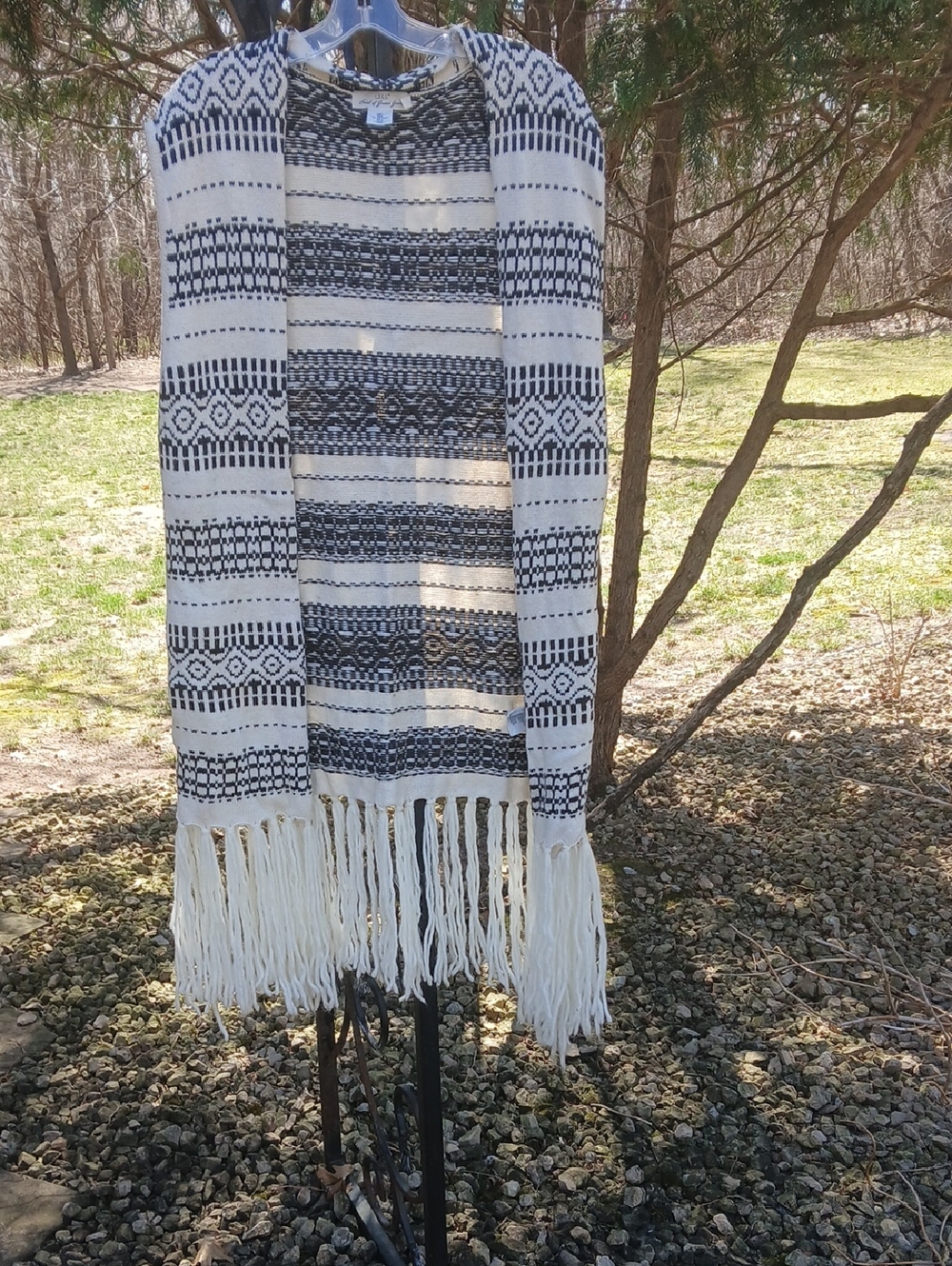 L.O.G.G. H&M Ladies Wool Blend Long Fringed Jacquard Knit Vest Natural White L